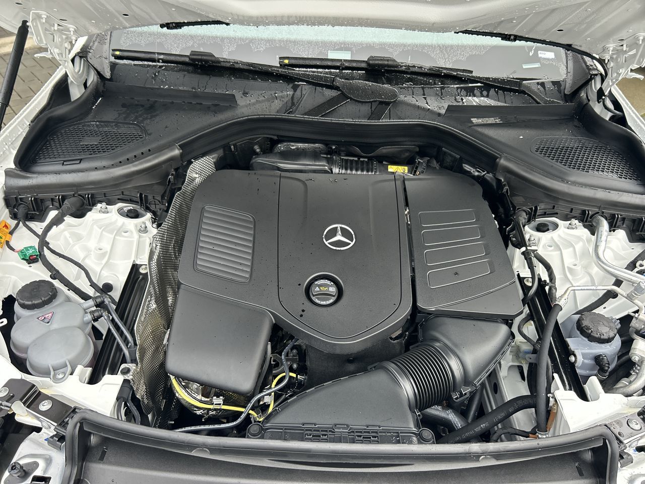 2025 Mercedes-Benz GLC350e in Vancouver, British Columbia