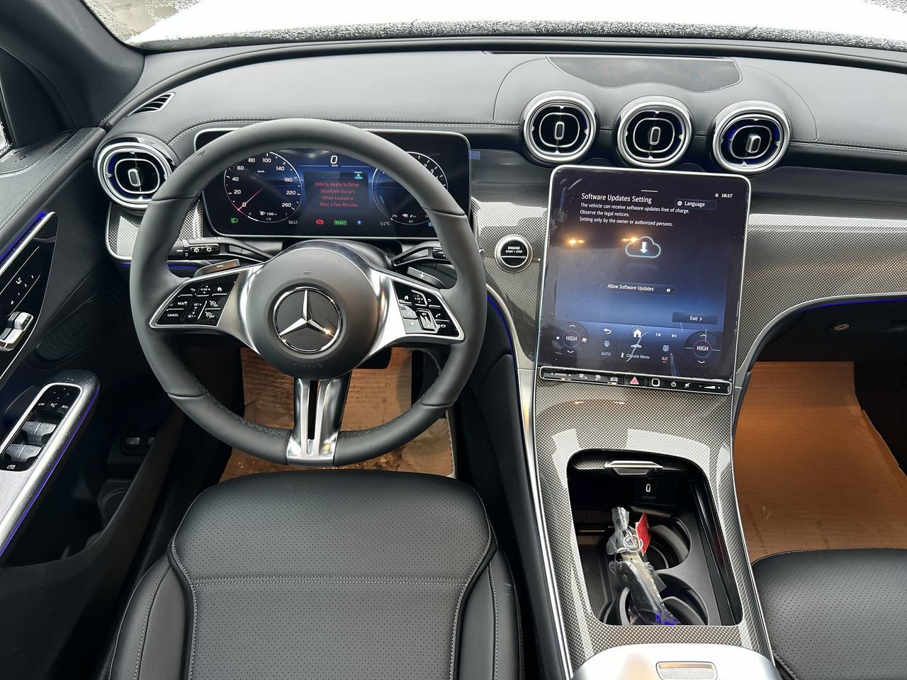 2025 Mercedes-Benz GLC350e in Vancouver, British Columbia