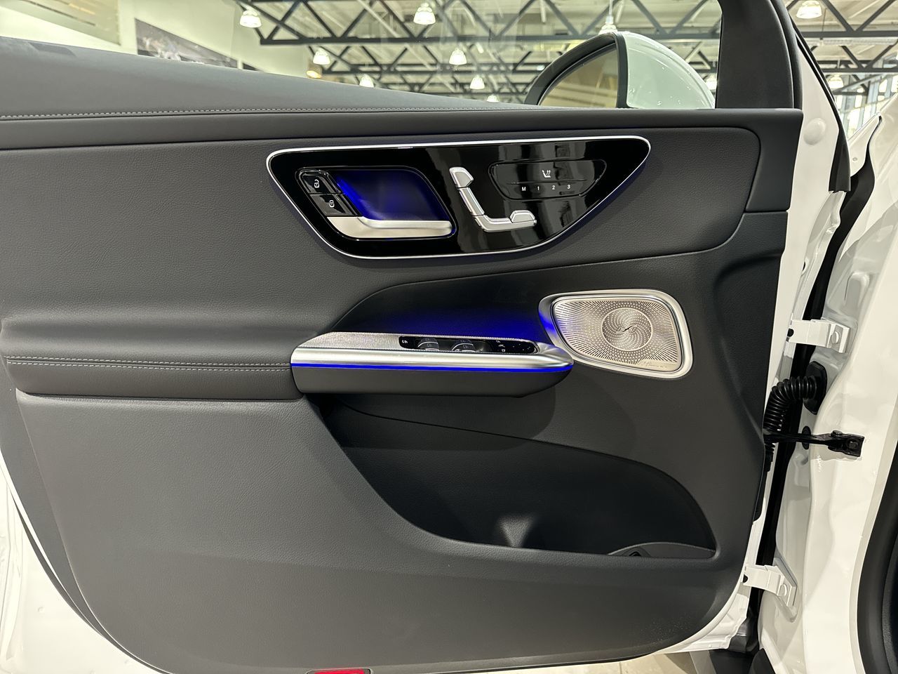2025 Mercedes-Benz GLC Plug-in Hybrid in Vancouver, British Columbia