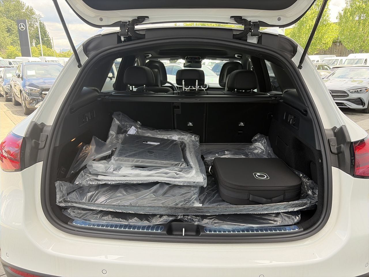2026 Mercedes-Benz GLC in Vancouver, British Columbia