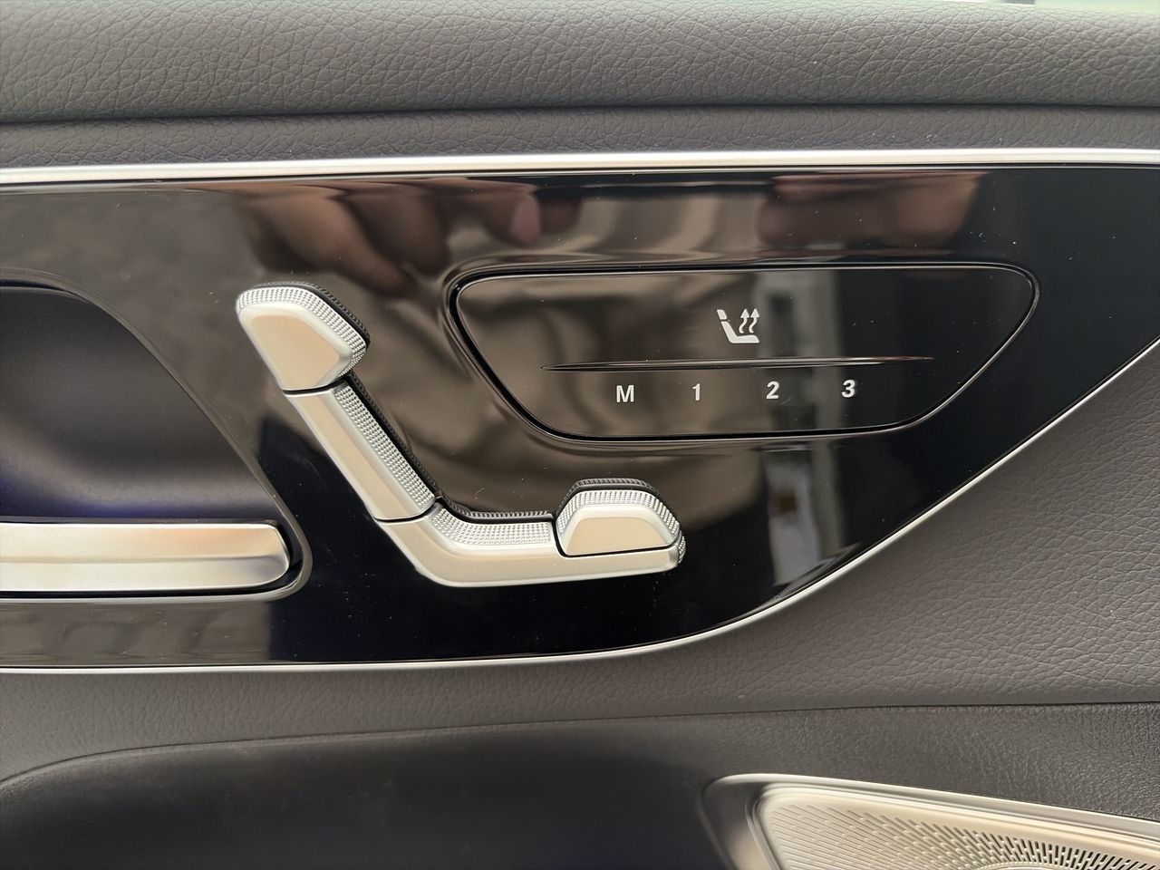 2027 Mercedes-Benz GLC