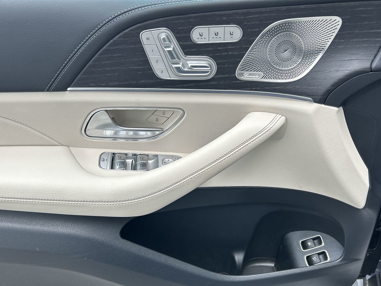 2025 Mercedes-Benz GLE