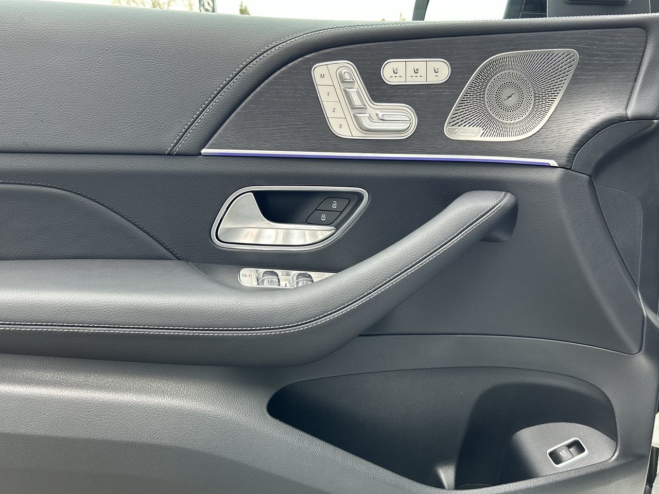2025 Mercedes-Benz GLE350 in Vancouver, British Columbia