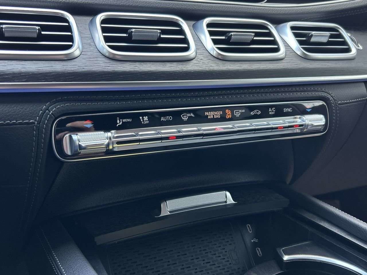 2026 Mercedes-Benz GLE in Vancouver, British Columbia