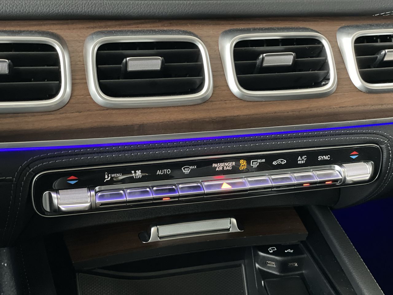 2022 Mercedes-Benz GLE450 in Vancouver, British Columbia