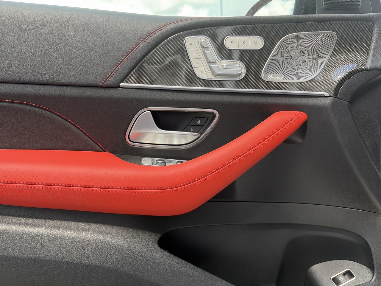 2025 Mercedes-Benz GLE53