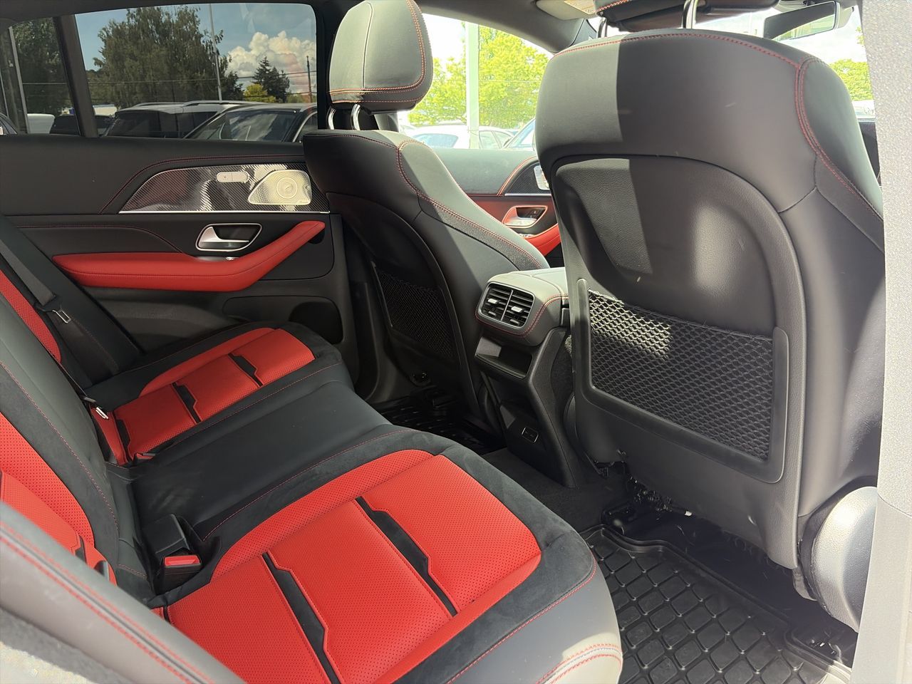 2025 Mercedes-Benz GLE53