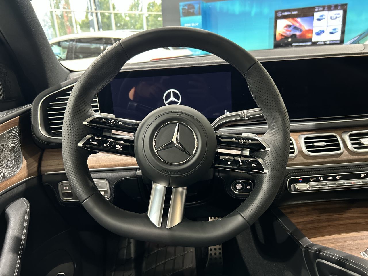 2026 Mercedes-Benz GLS