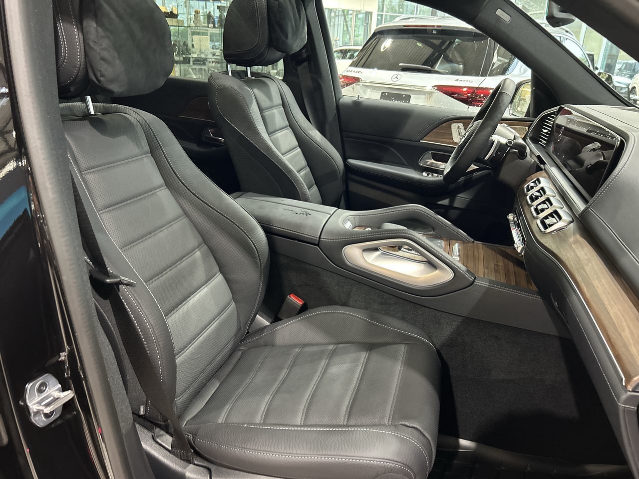 2026 Mercedes-Benz GLS