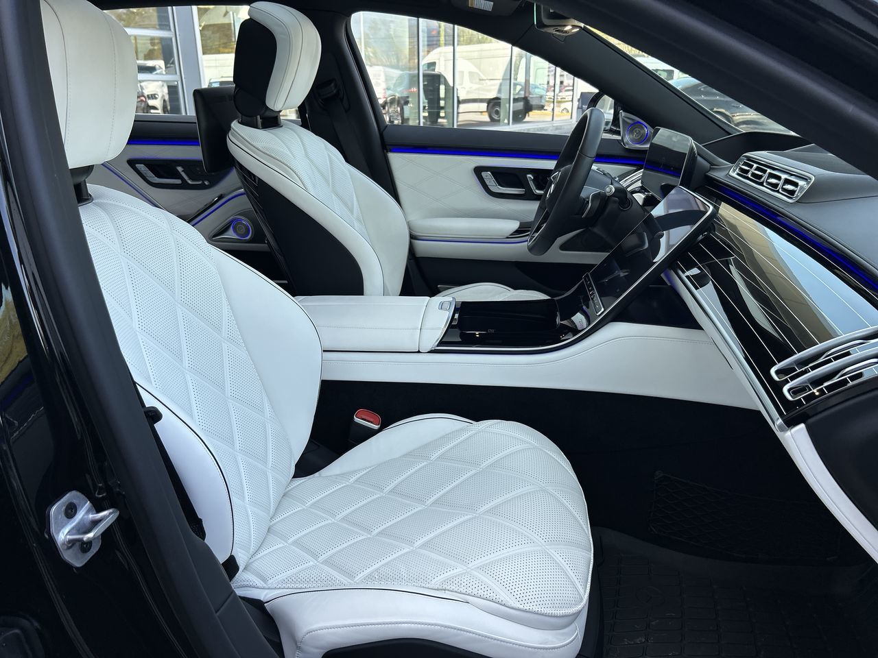 2023 Mercedes-Benz Mercedes-Maybach in Vancouver, British Columbia