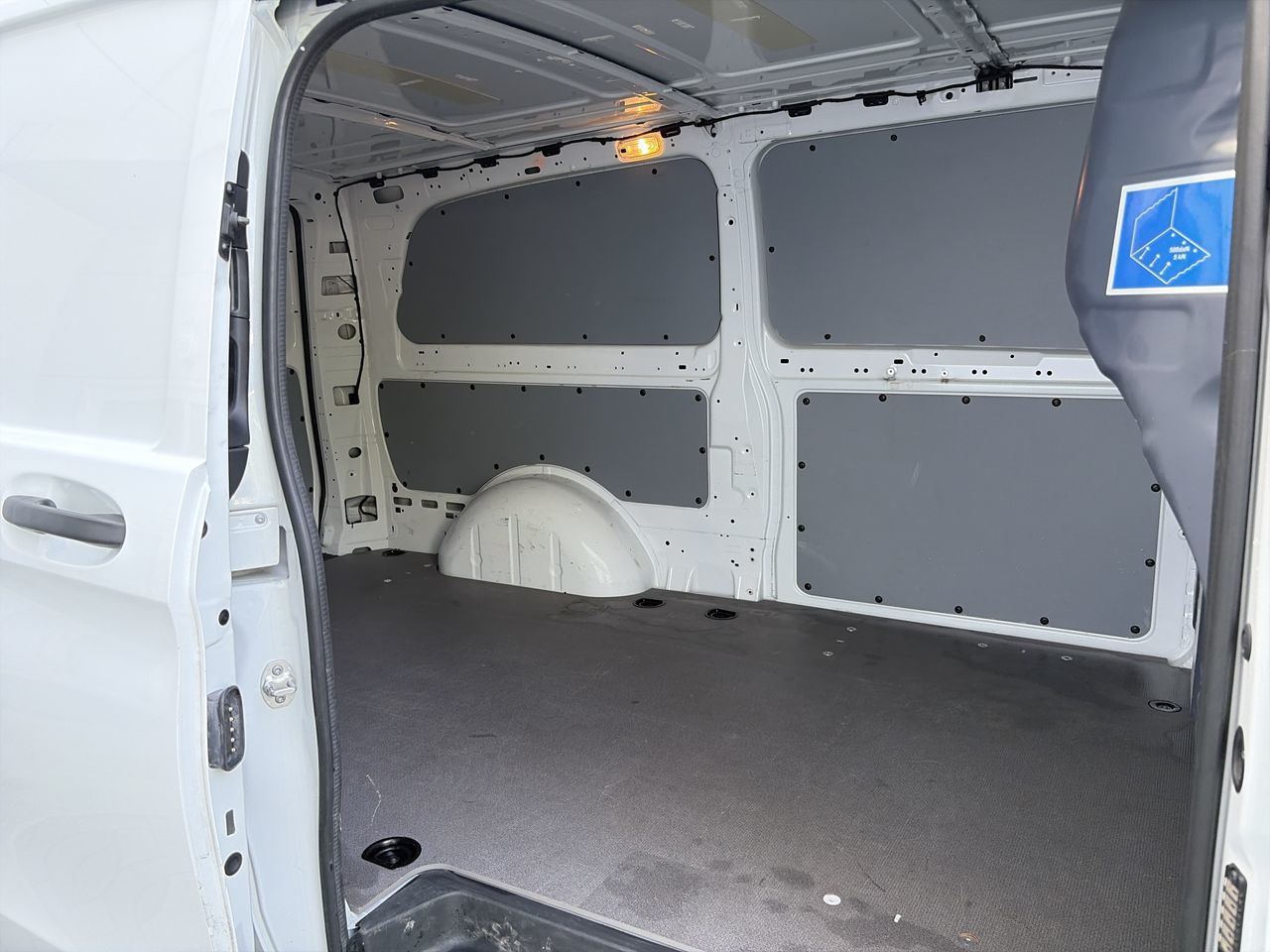 2023 Mercedes-Benz Metris Cargo Van 135