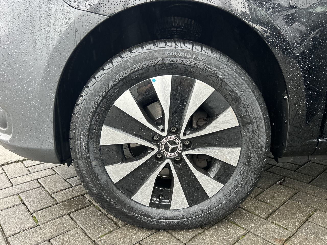 2023  Metris Passenger Van