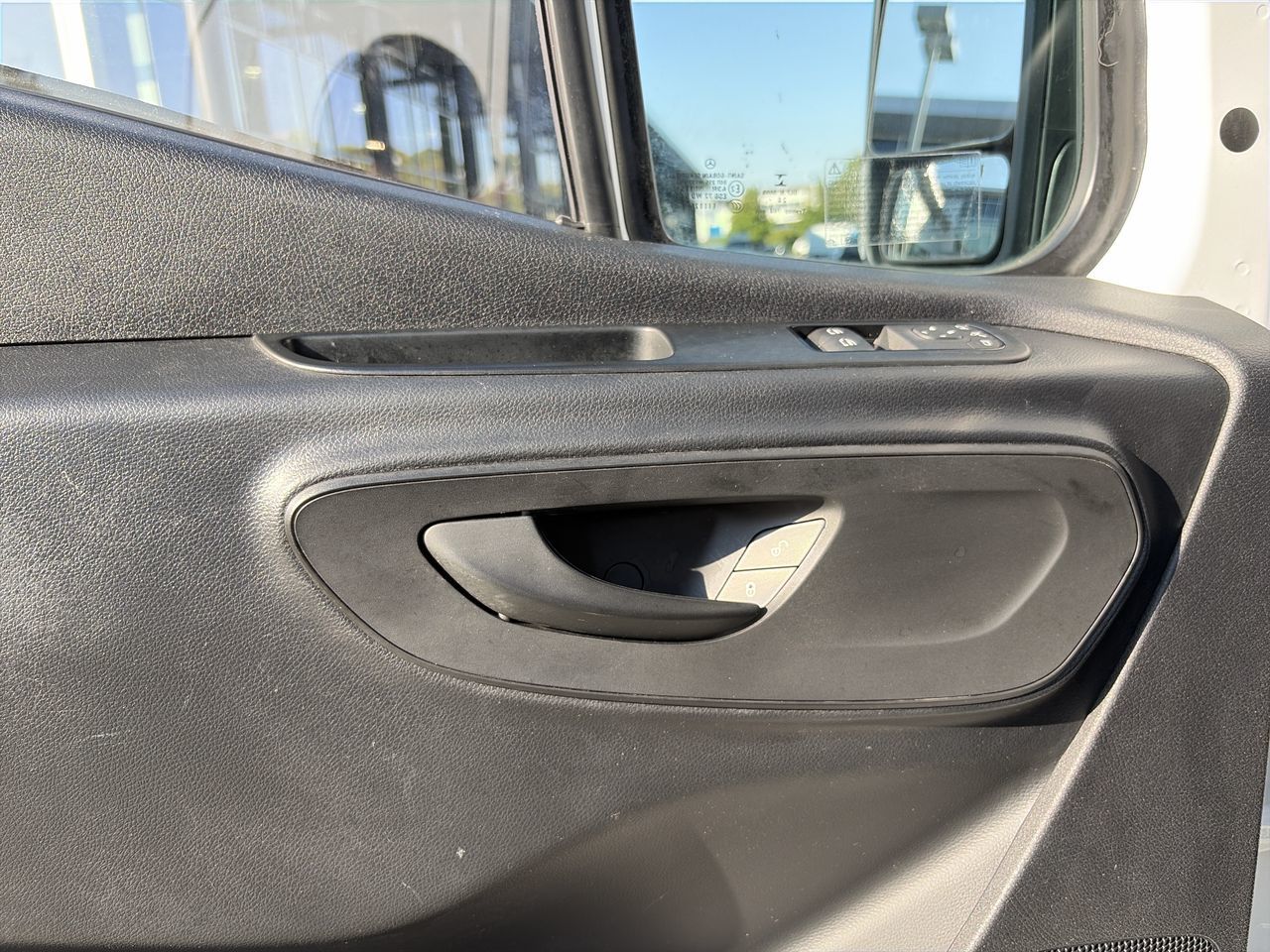 2021  Sprinter 2500 Cargo 144 (2)