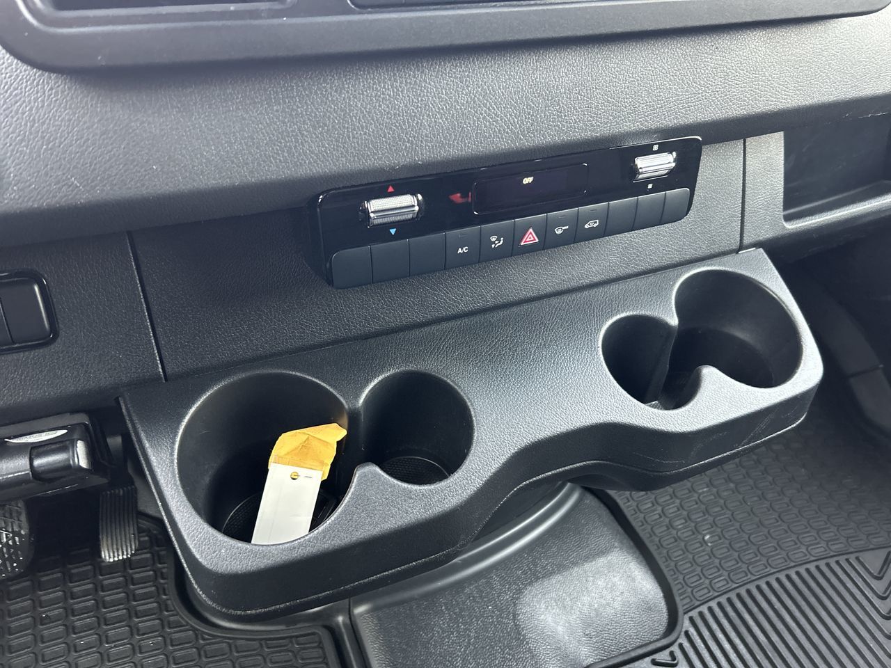 Mercedes-Benz Sprinter 2500 Cargo 144  2021 à Vancouver, Colombie-Britannique