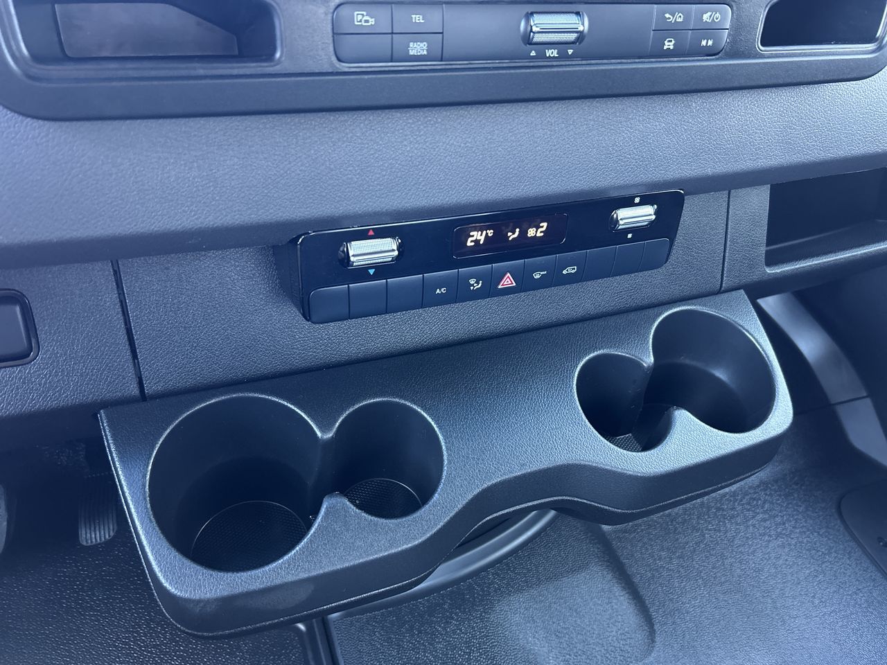 2023 Mercedes-Benz Sprinter 2500 Cargo 144