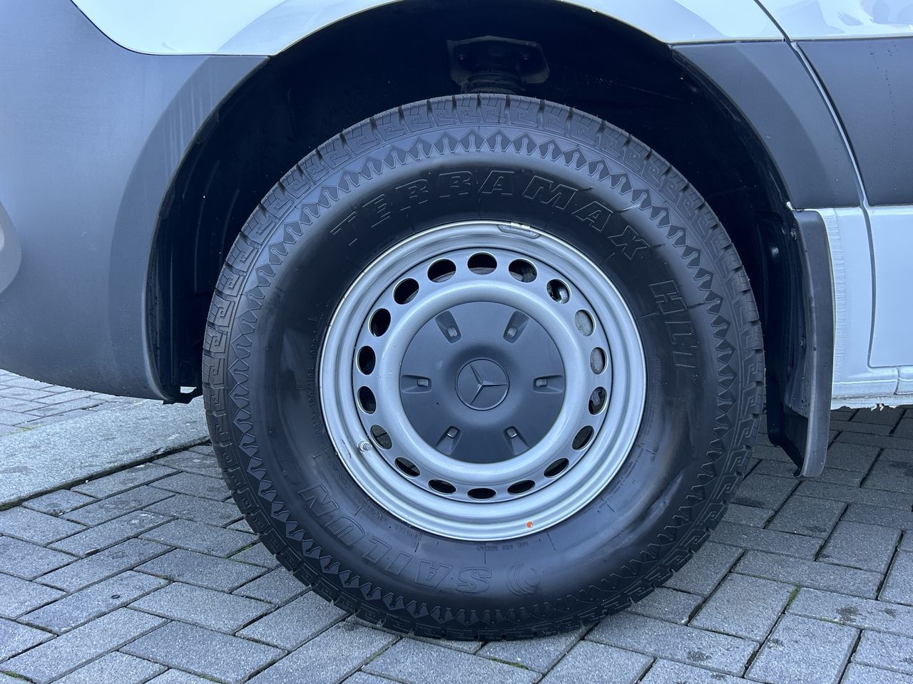 2023 Mercedes-Benz Sprinter 2500 Cargo 144