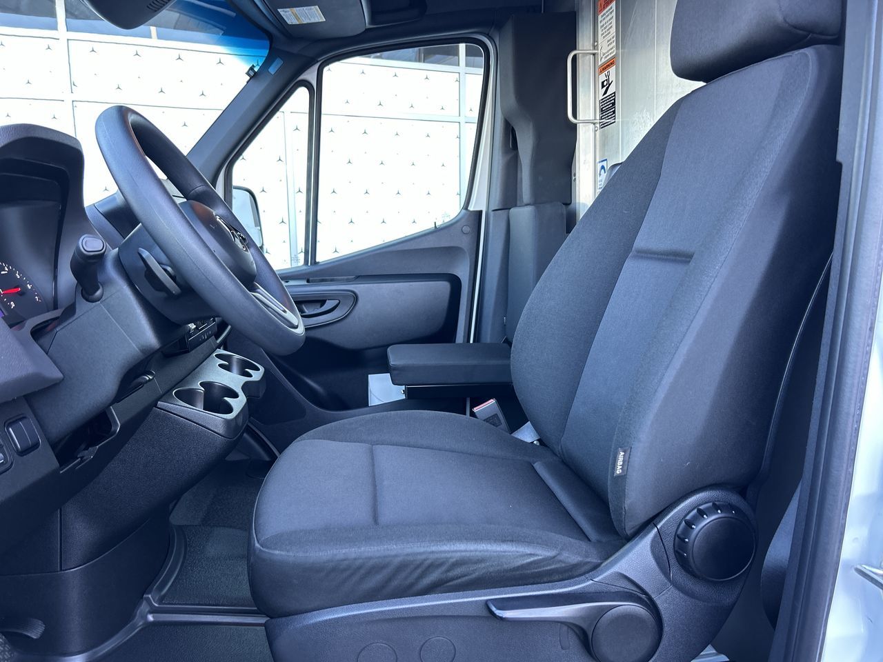 2023 Mercedes-Benz Sprinter 2500 Cargo 144