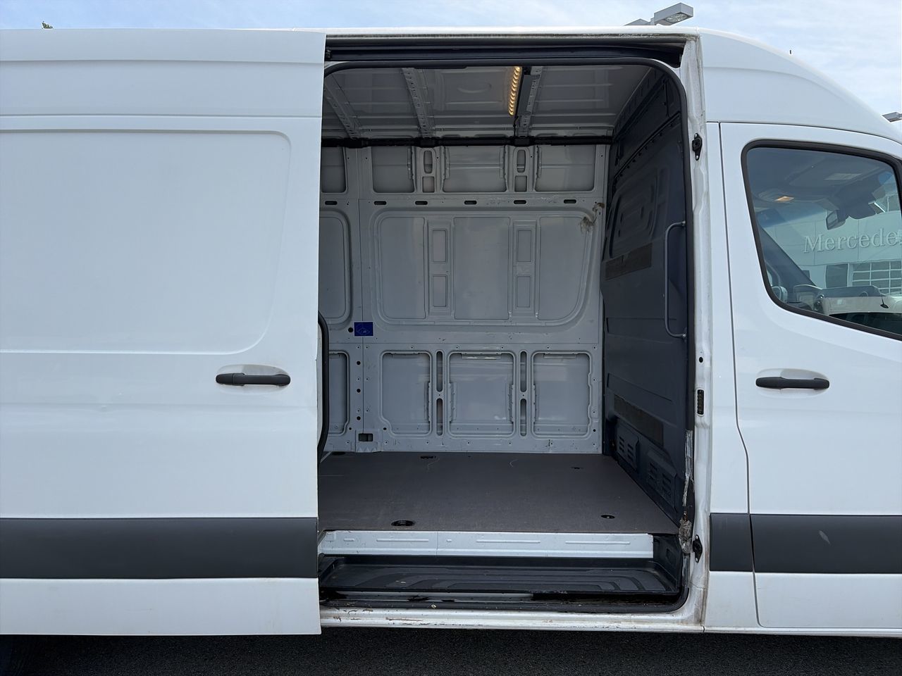 2021  Sprinter 2500 Cargo 170