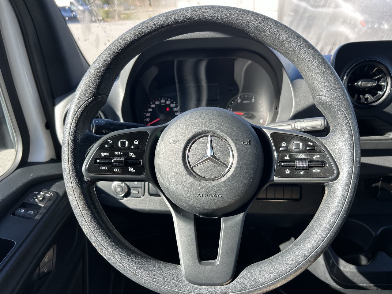 Mercedes-Benz Sprinter 2500 Cargo 170  2022 à Vancouver, Colombie-Britannique