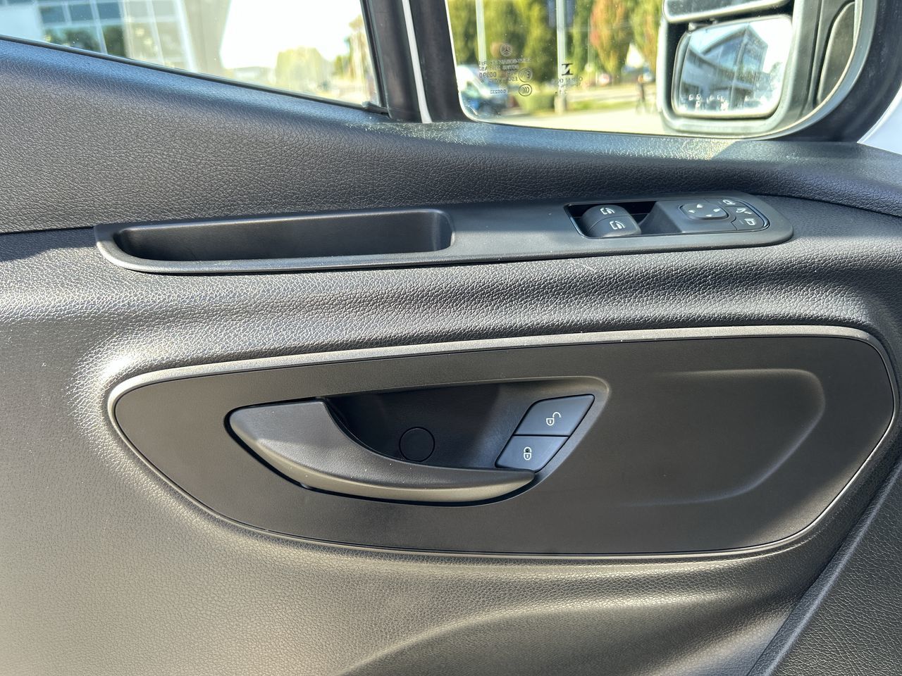 Mercedes-Benz Sprinter 2500 Cargo 170  2022 à Vancouver, Colombie-Britannique