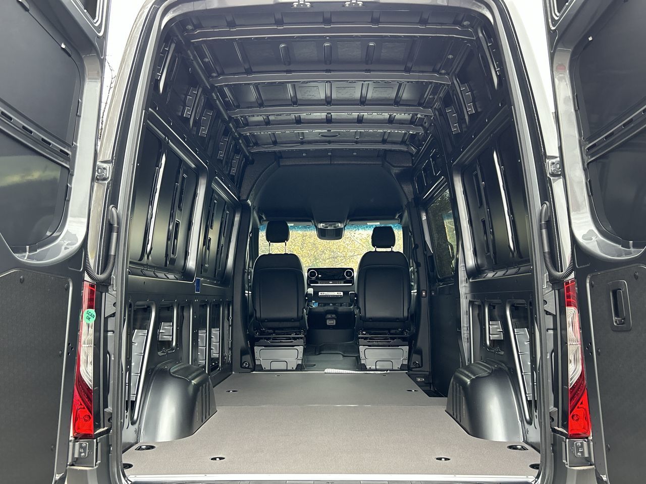 Mercedes-Benz Sprinter 2500  2024 à Vancouver, Colombie-Britannique