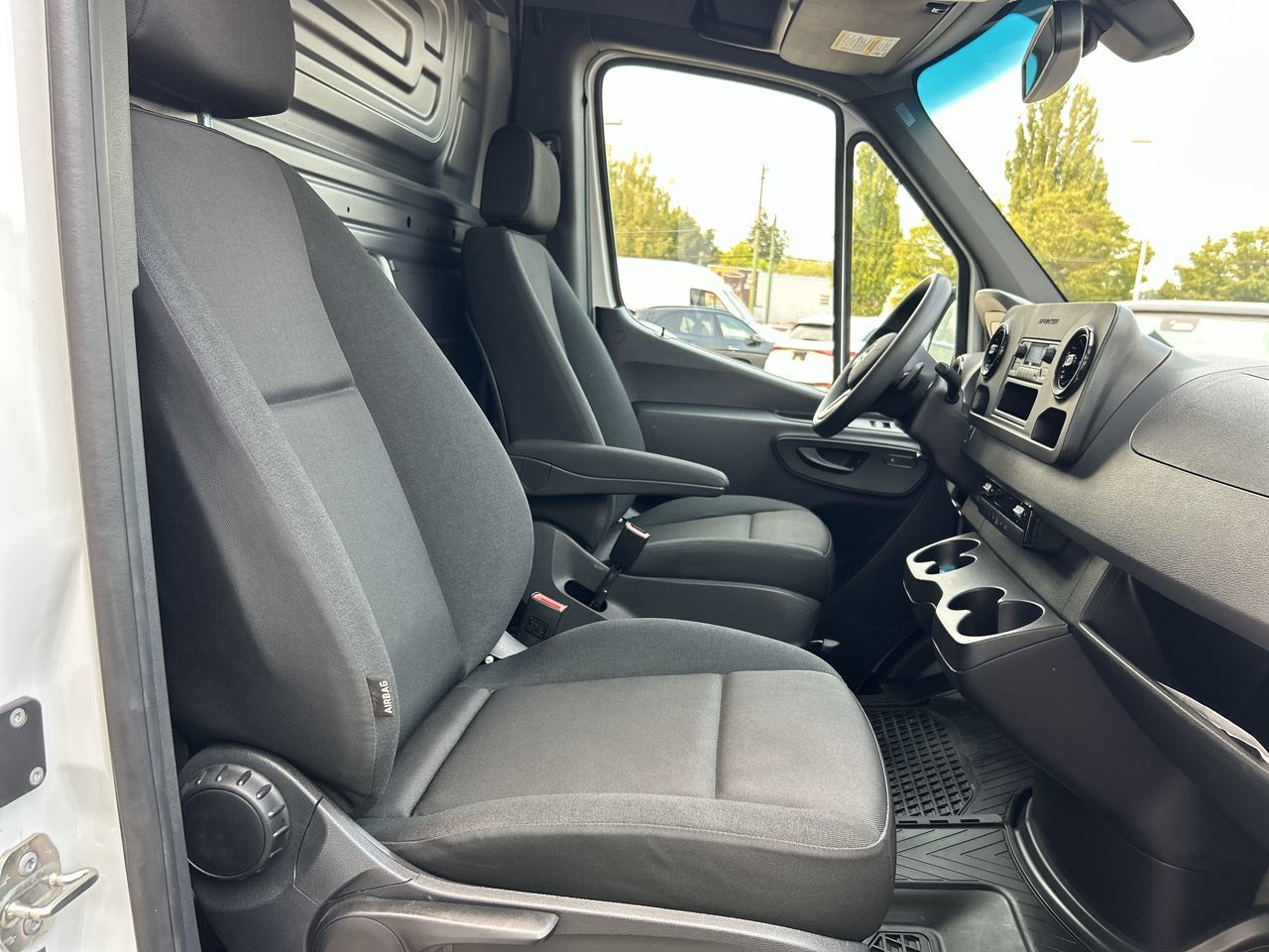 2024 Mercedes-Benz Sprinter 2500