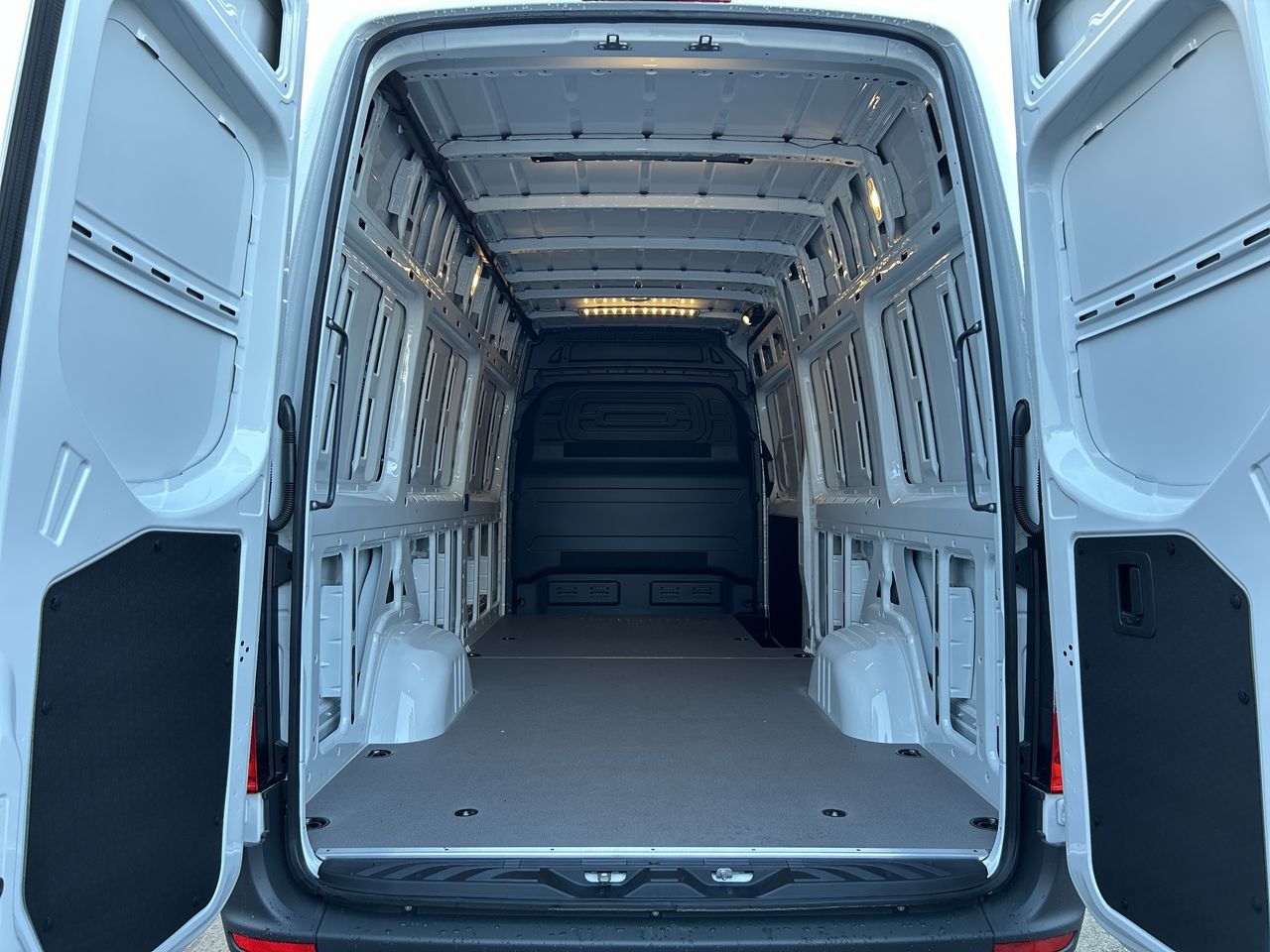 2025 Mercedes-Benz Sprinter 2500 in Vancouver, British Columbia