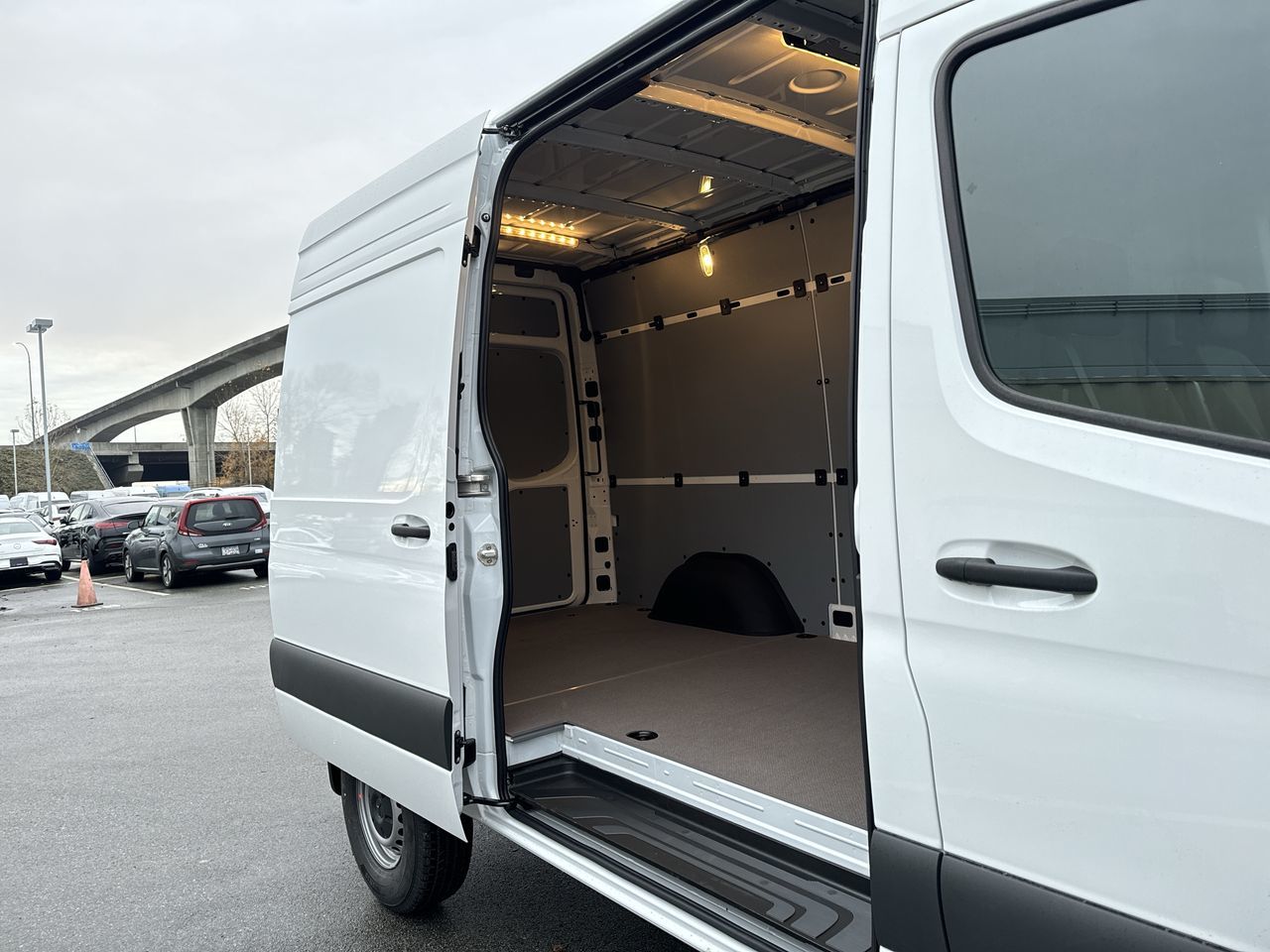 Mercedes-Benz Sprinter 2500  2025 à Vancouver, Colombie-Britannique