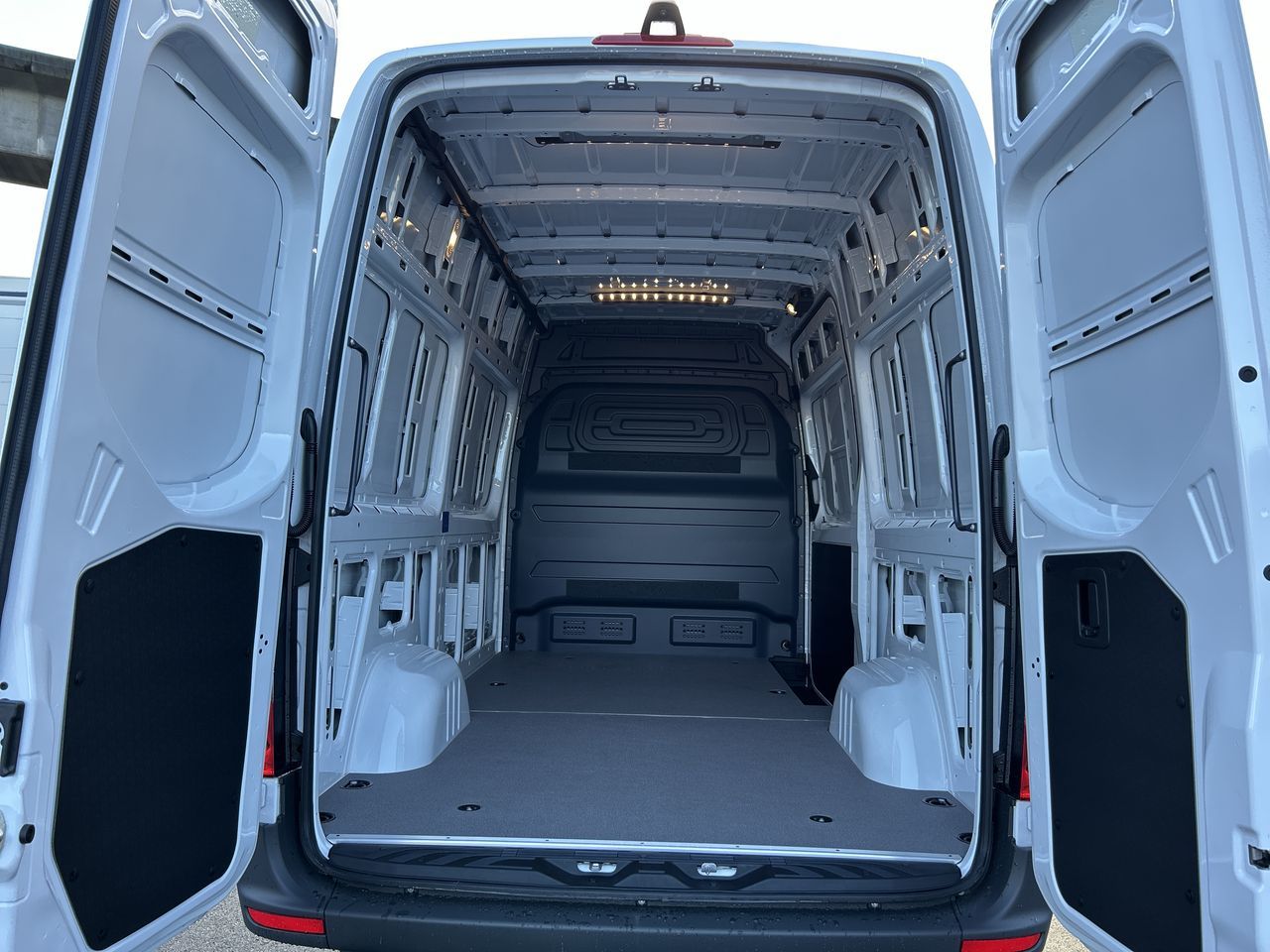 2025 Mercedes-Benz Sprinter 2500 in Vancouver, British Columbia