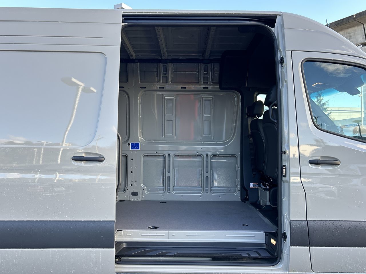 Mercedes-Benz Sprinter 2500  2025 à Vancouver, Colombie-Britannique