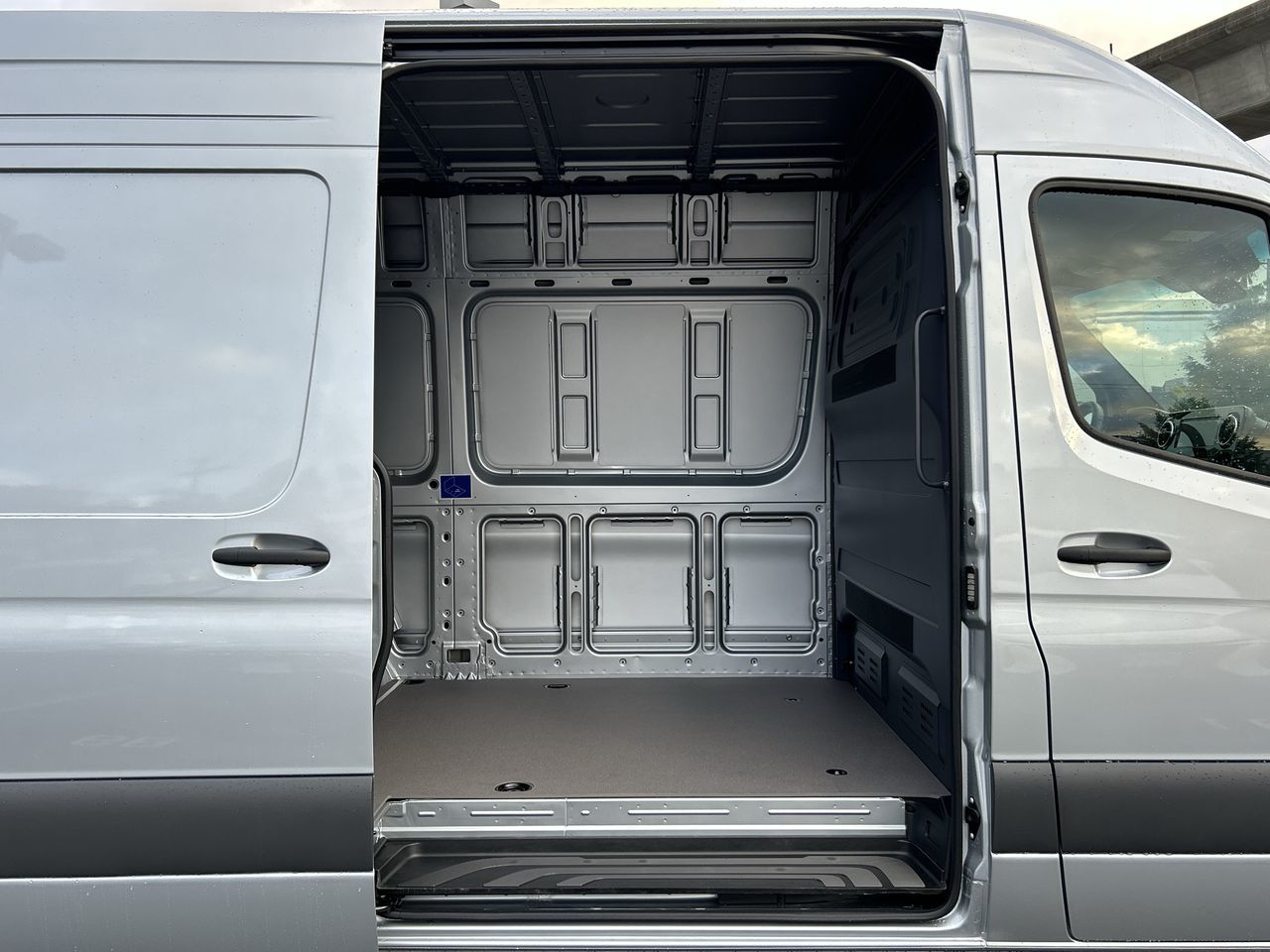 Mercedes-Benz Sprinter 2500  2025 à Vancouver, Colombie-Britannique