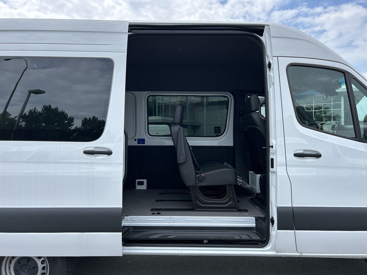 Mercedes-Benz Sprinter 2500  2025 à Vancouver, Colombie-Britannique