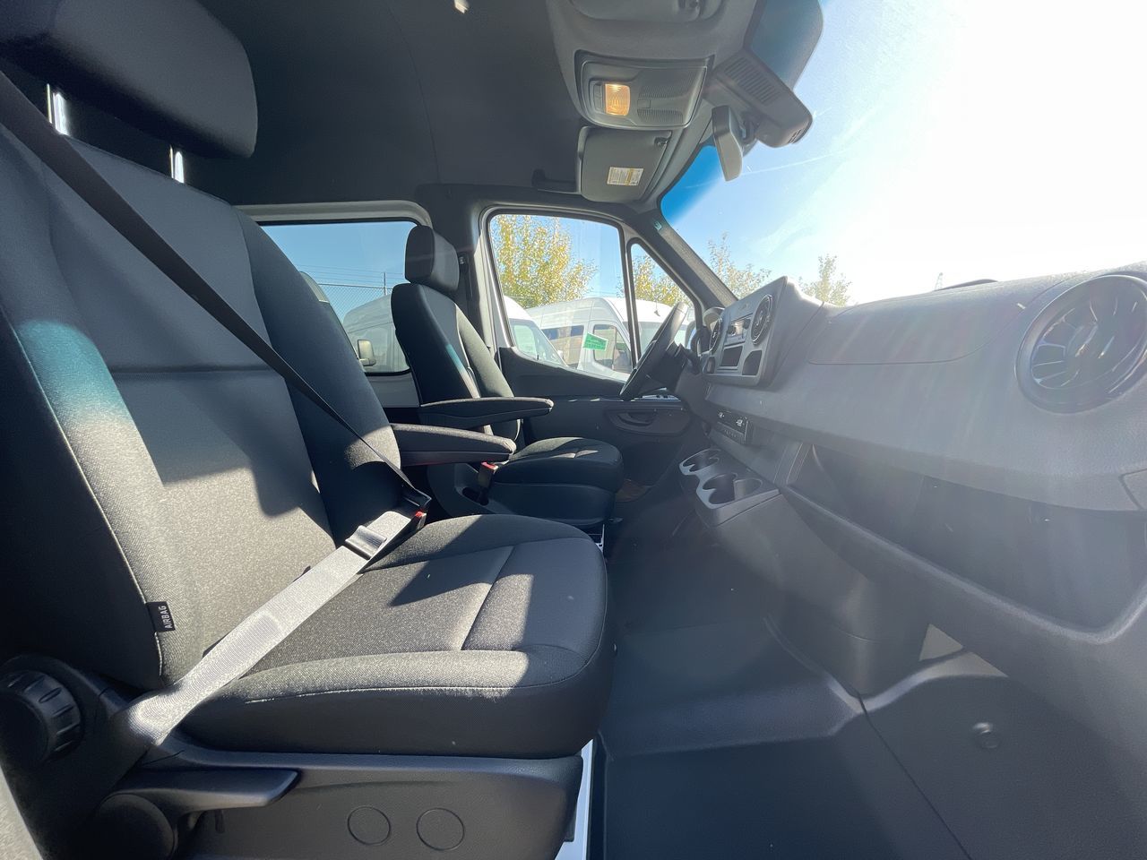 2025 Mercedes-Benz Sprinter 2500