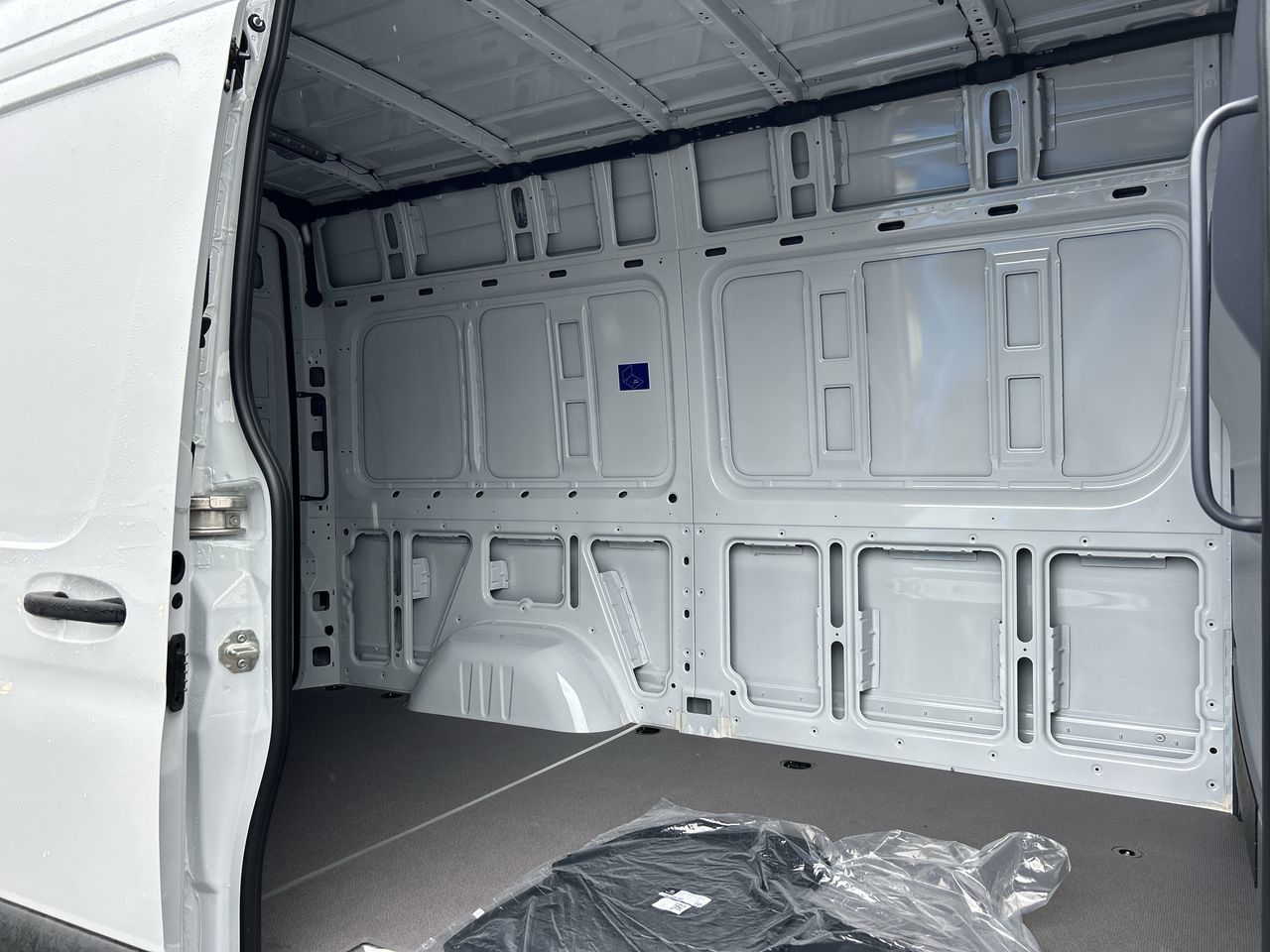 2025 Mercedes-Benz Sprinter 2500