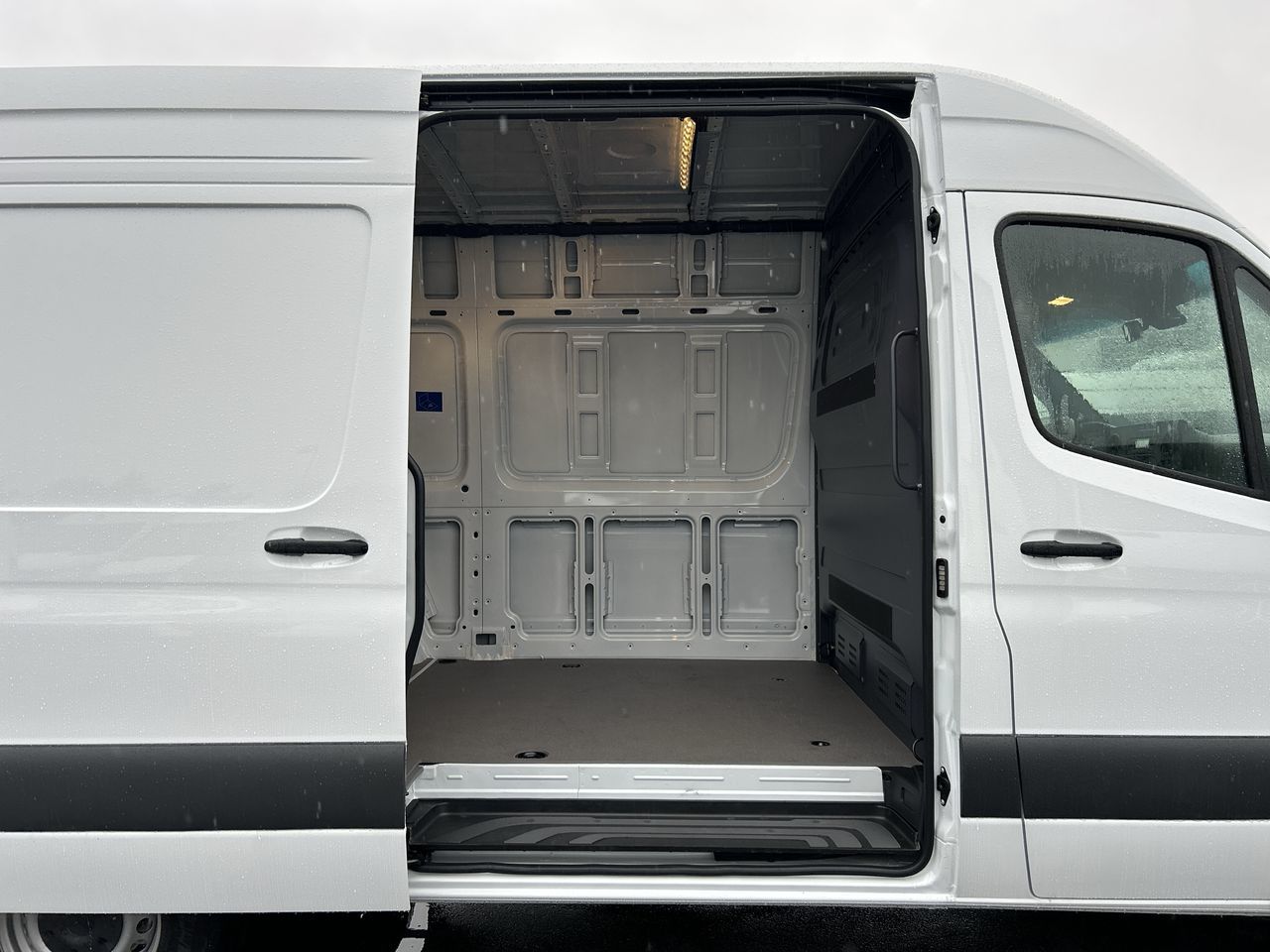 Mercedes-Benz Sprinter 2500  2025 à Vancouver, Colombie-Britannique