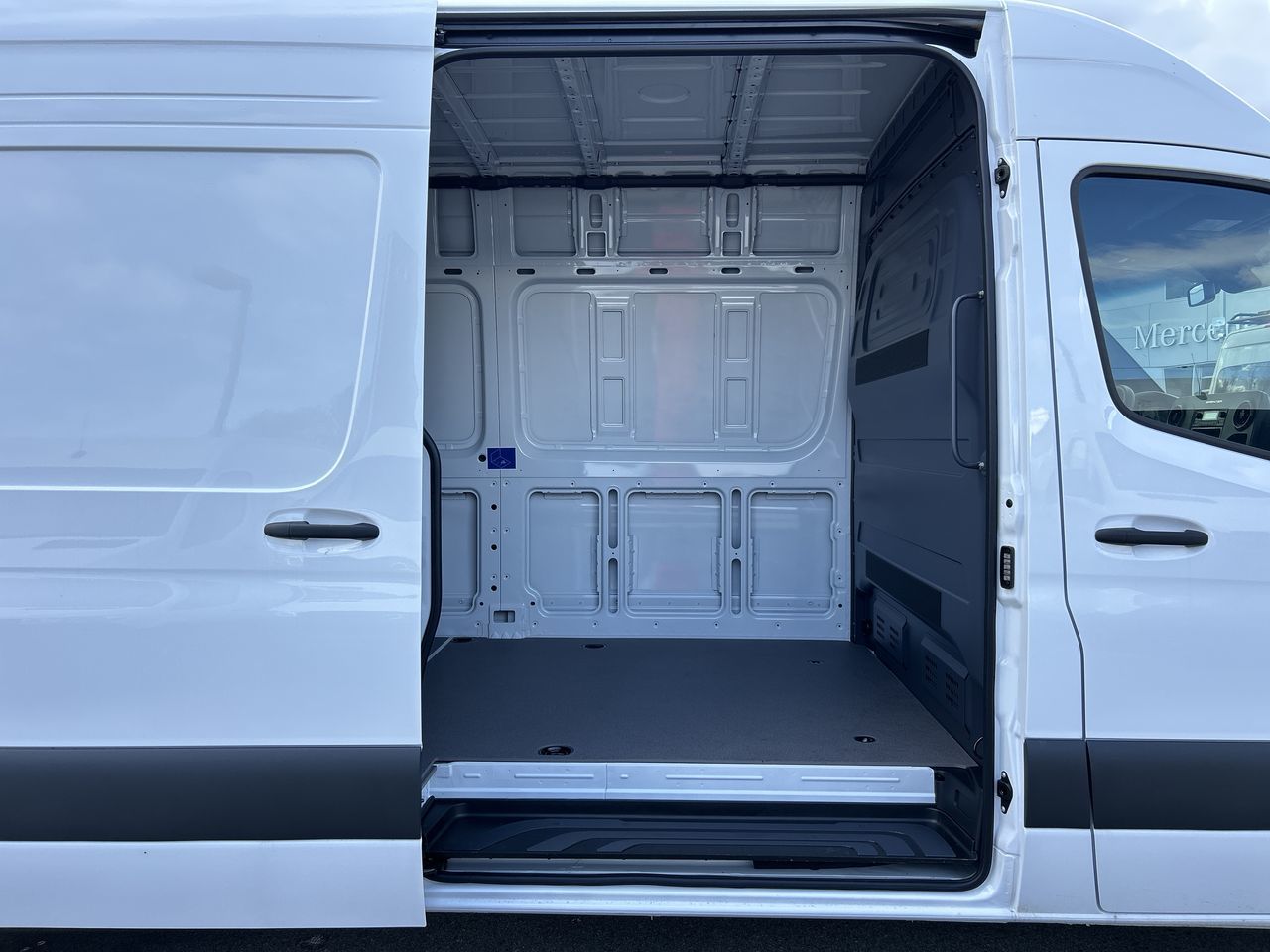 2025 Mercedes-Benz Sprinter 2500 in Vancouver, British Columbia