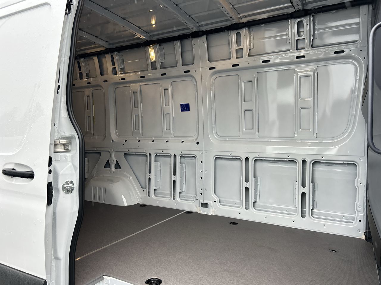 2025 Mercedes-Benz Sprinter 2500 in Vancouver, British Columbia