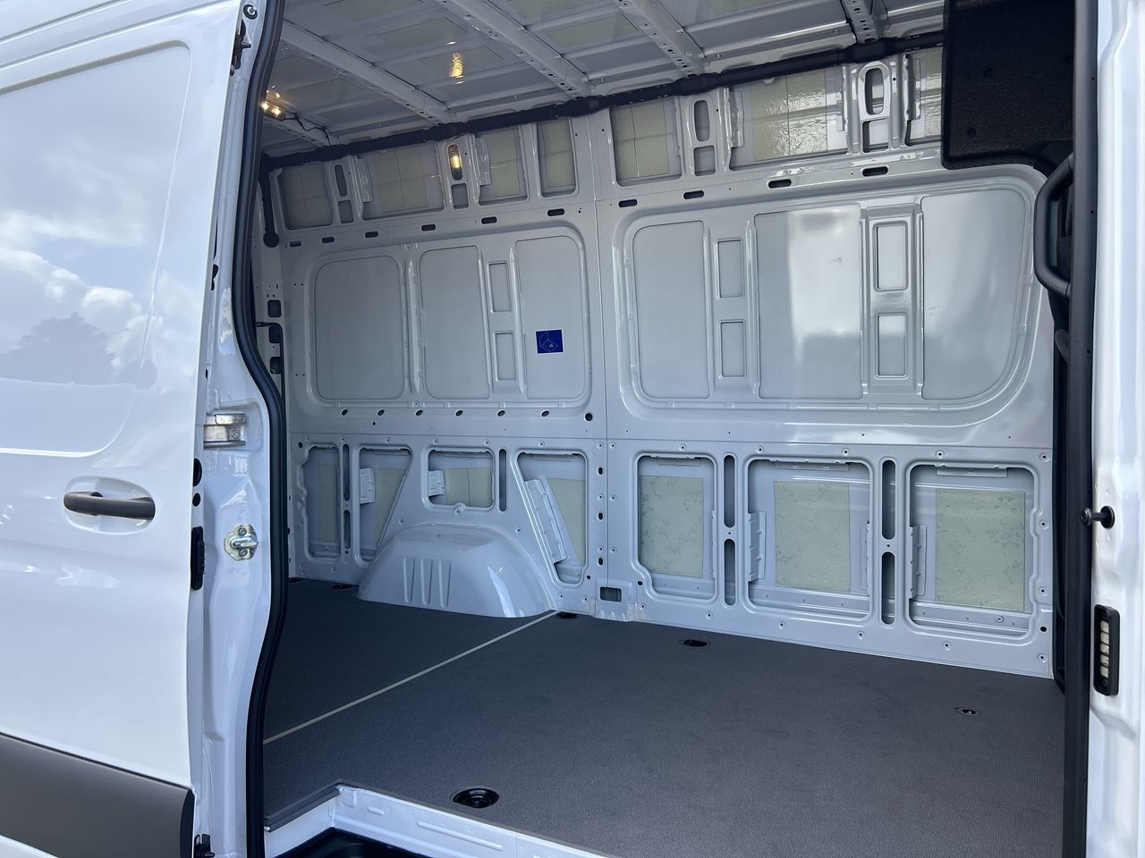 2025 Mercedes-Benz Sprinter 2500 in Vancouver, British Columbia