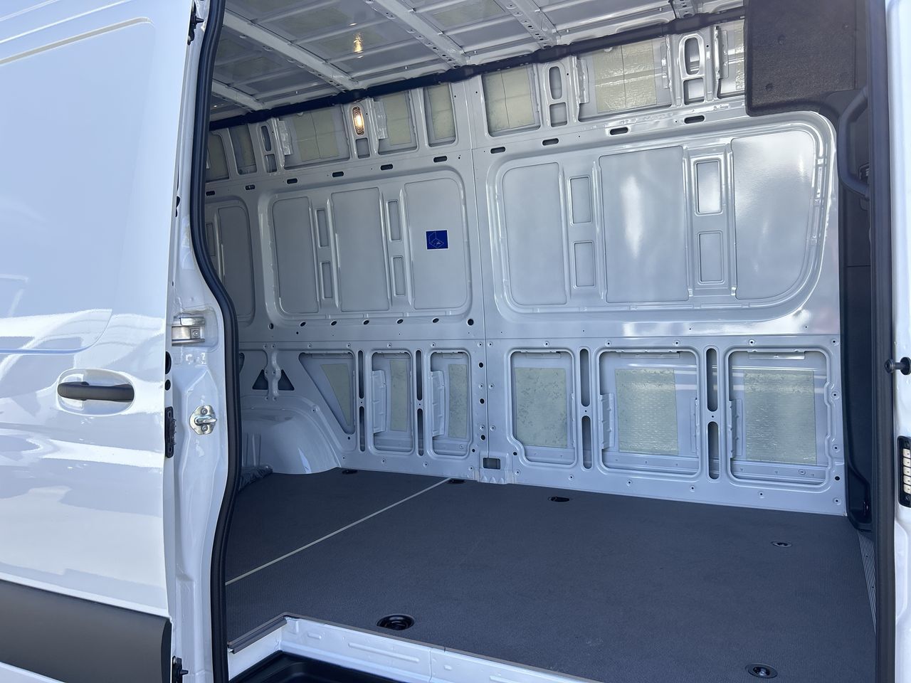 2025 Mercedes-Benz Sprinter 2500 in Vancouver, British Columbia