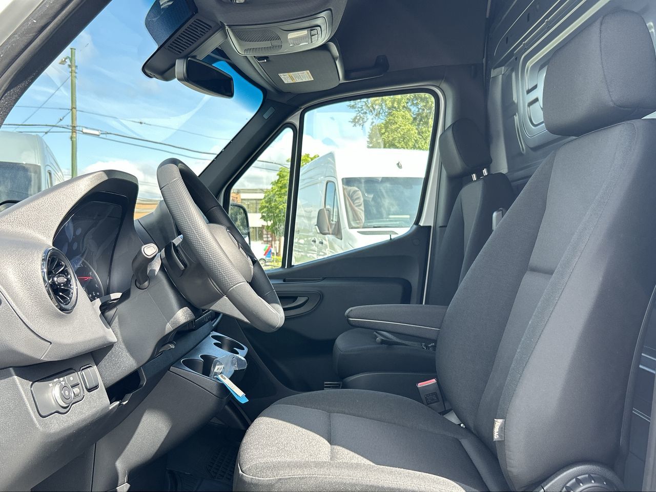 Mercedes-Benz Sprinter 2500  2025 à Vancouver, Colombie-Britannique