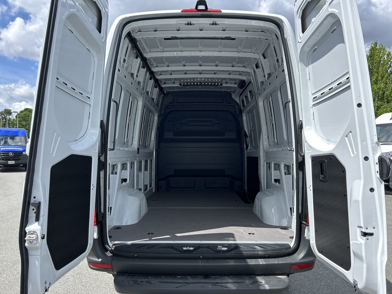 2025 Mercedes-Benz Sprinter 2500 in Vancouver, British Columbia