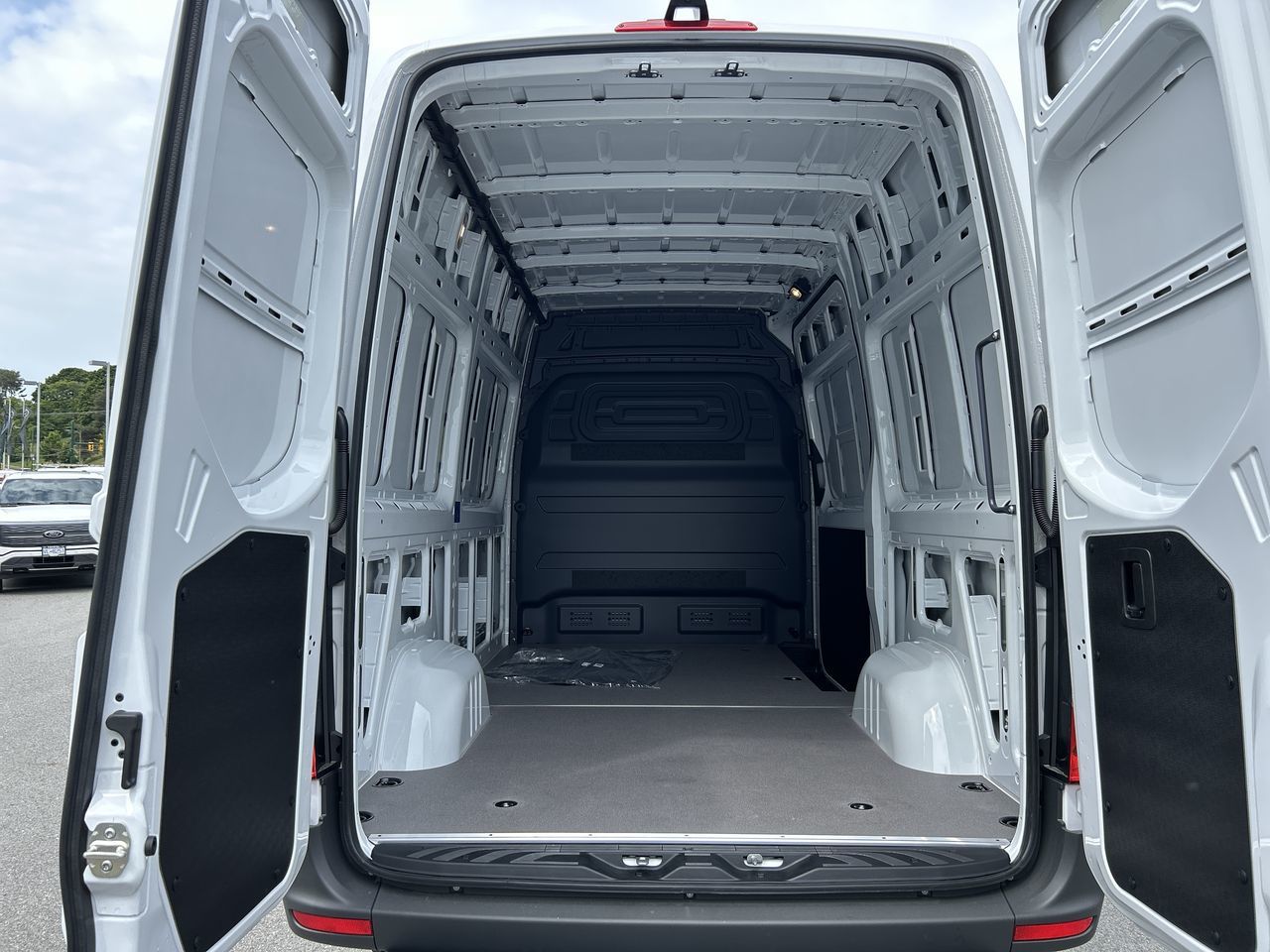 Mercedes-Benz Sprinter 2500  2025 à Vancouver, Colombie-Britannique