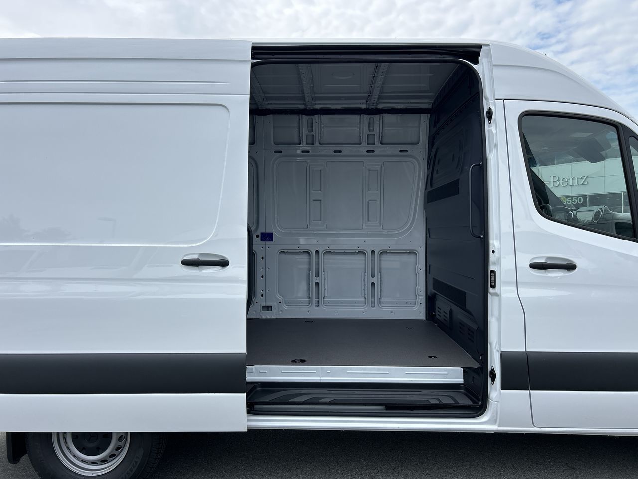 Mercedes-Benz Sprinter 2500  2025 à Vancouver, Colombie-Britannique