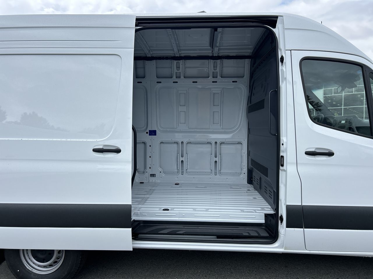 Mercedes-Benz Sprinter 2500  2025 à Vancouver, Colombie-Britannique