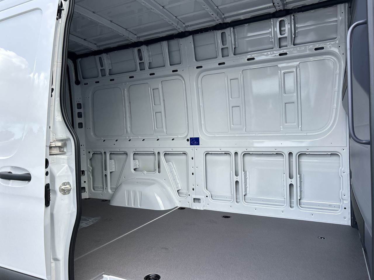 2025 Mercedes-Benz Sprinter 2500 in Vancouver, British Columbia