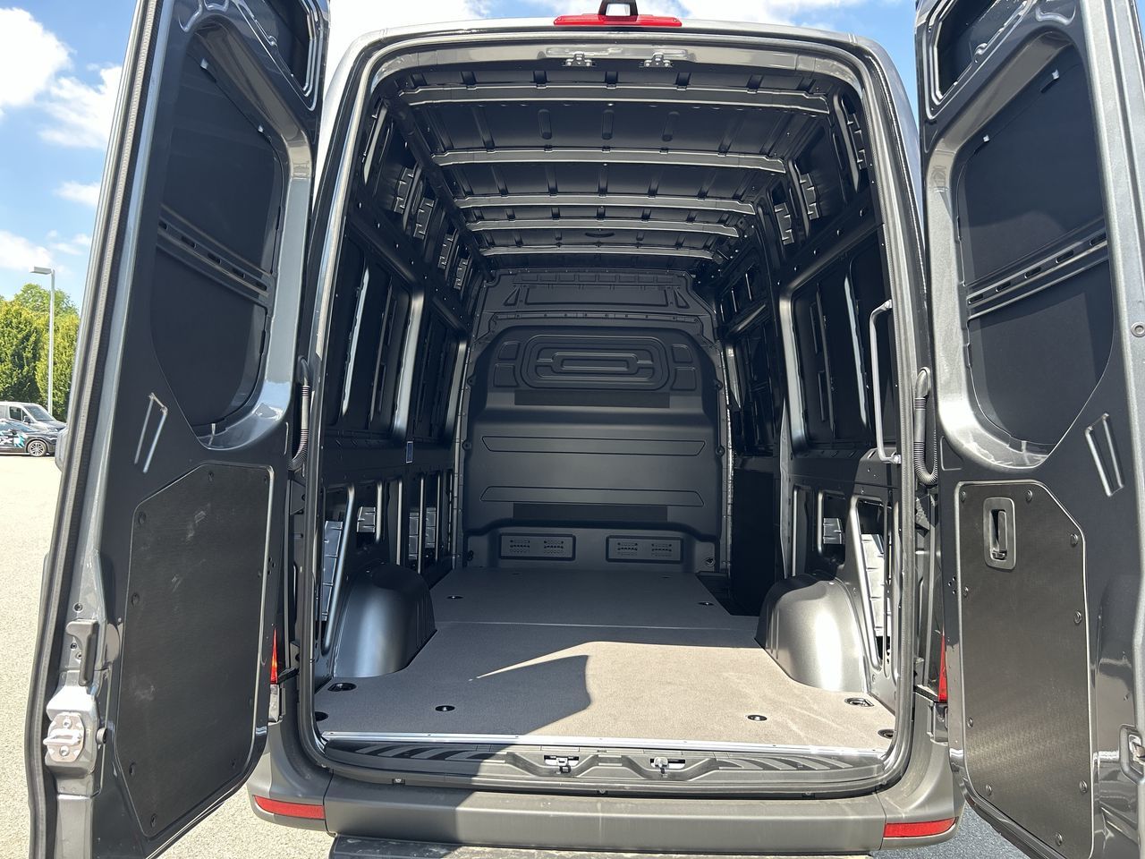 2025 Mercedes-Benz Sprinter 2500 in Vancouver, British Columbia