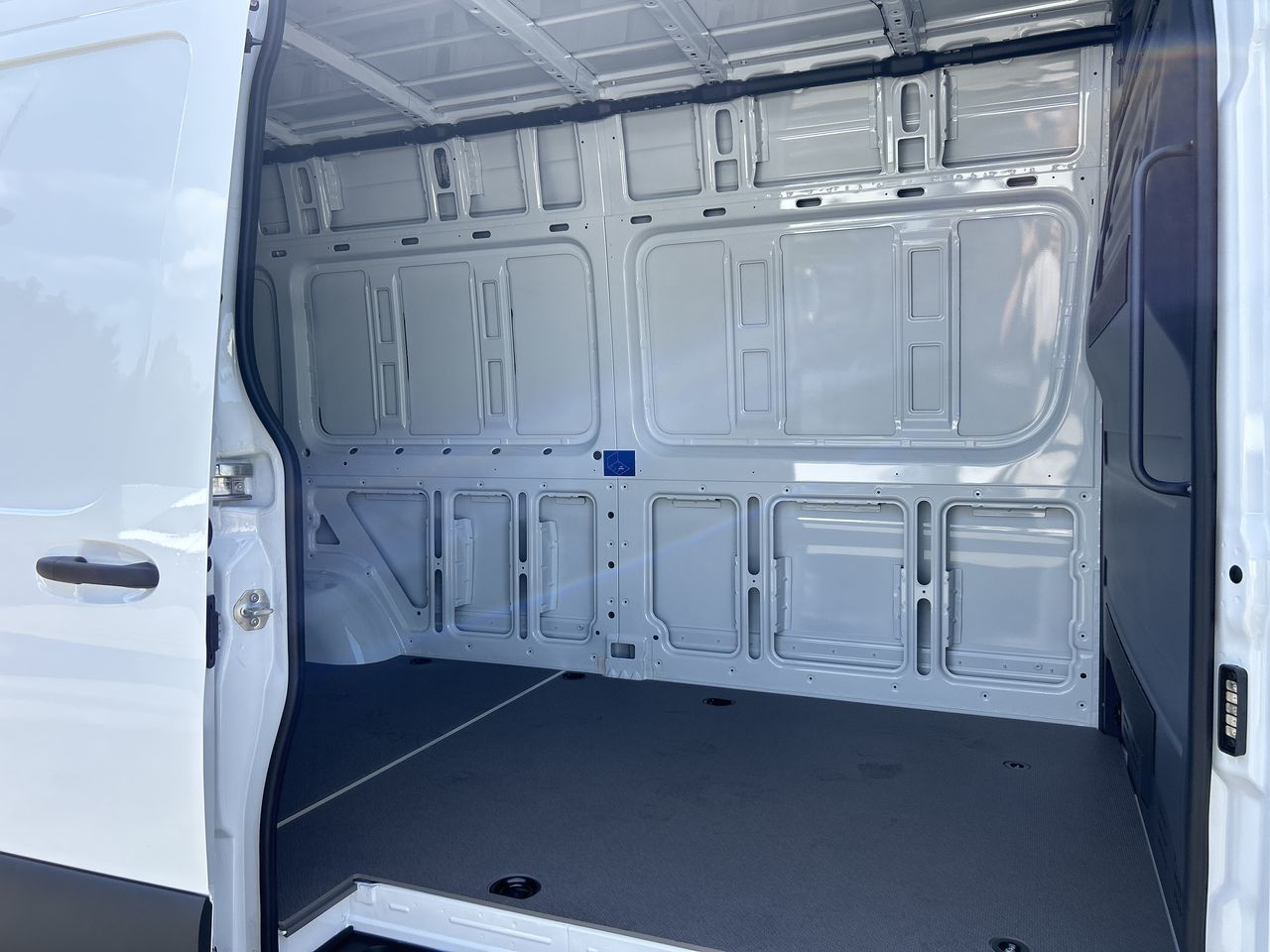 2025 Mercedes-Benz Sprinter 2500 in Vancouver, British Columbia