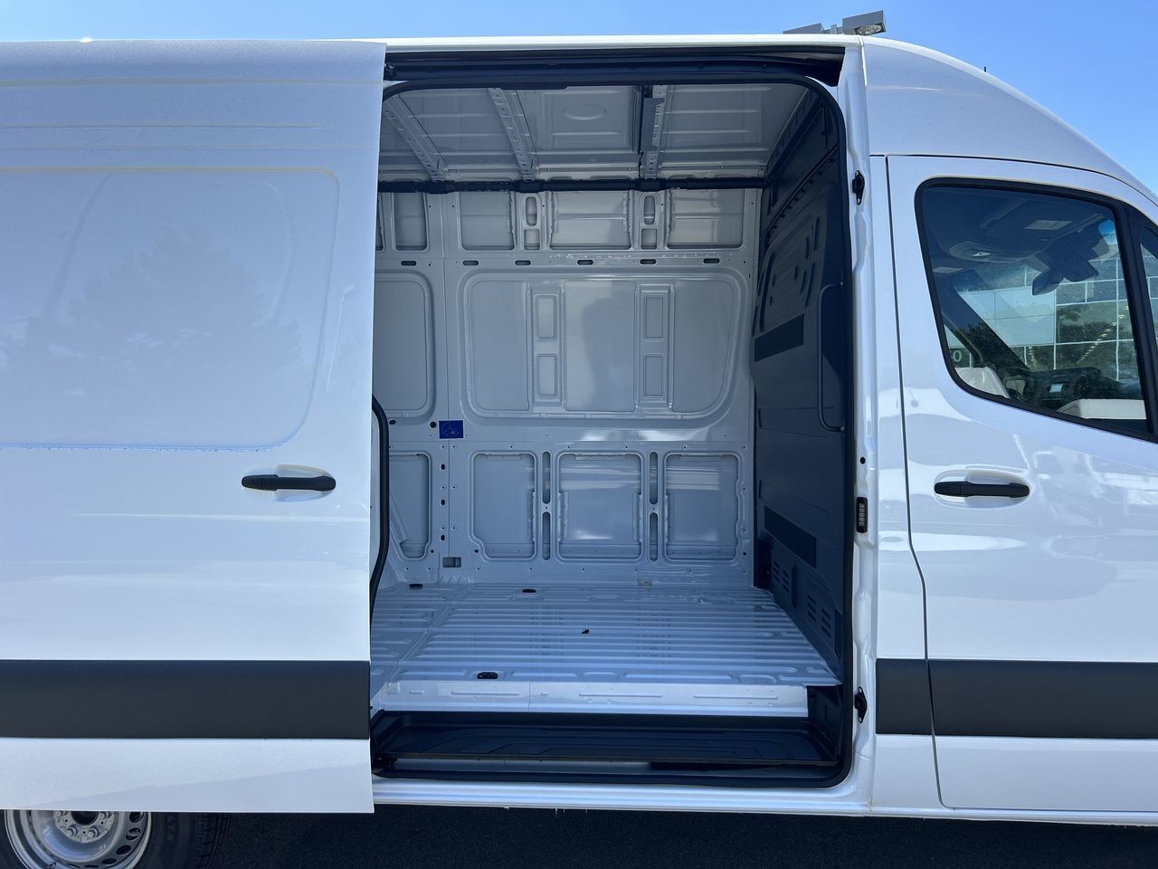 2025 Mercedes-Benz Sprinter 2500 in Vancouver, British Columbia