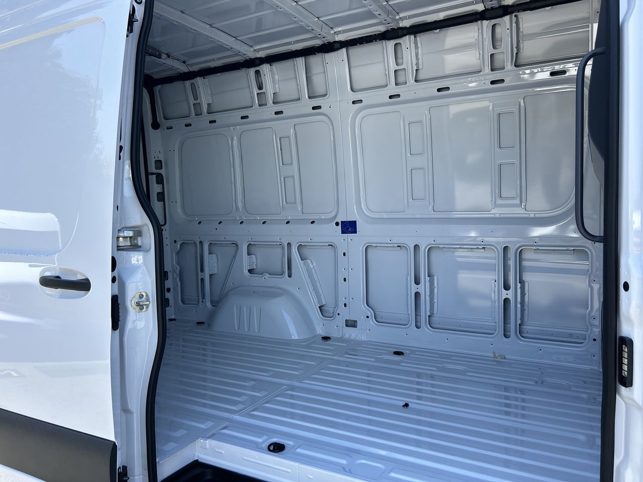 2025 Mercedes-Benz Sprinter 2500 in Vancouver, British Columbia