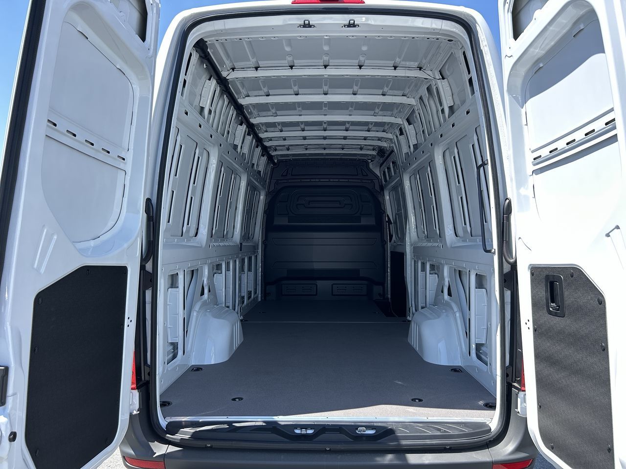 Mercedes-Benz Sprinter 2500  2025 à Vancouver, Colombie-Britannique